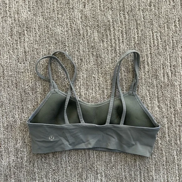 Lululemon Like A Cloud Bra - Picture 2 of 2